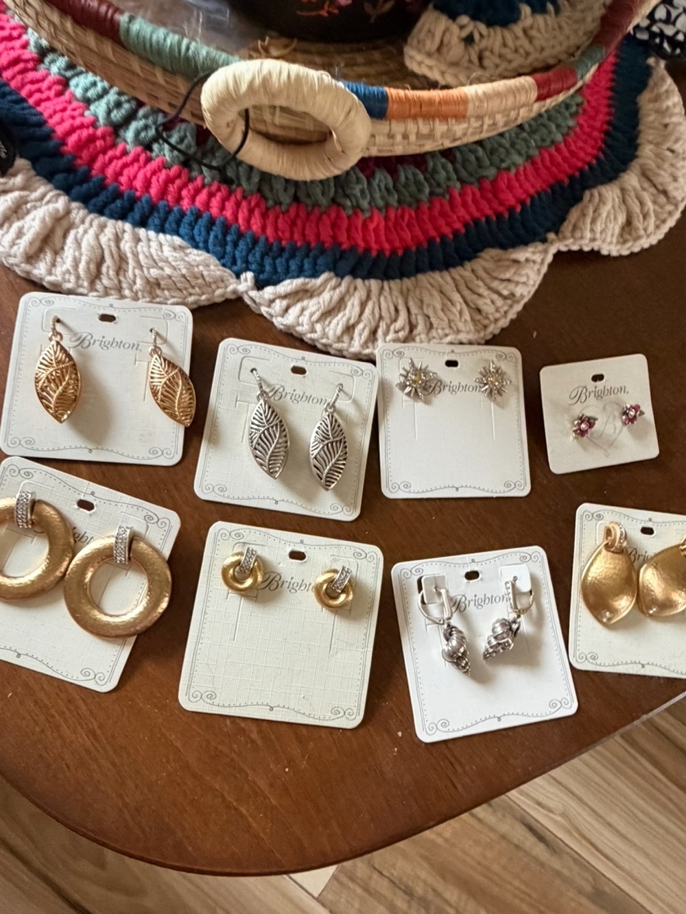 New Brighton Earrings ! Great for the Holidays🎄🎁🎄